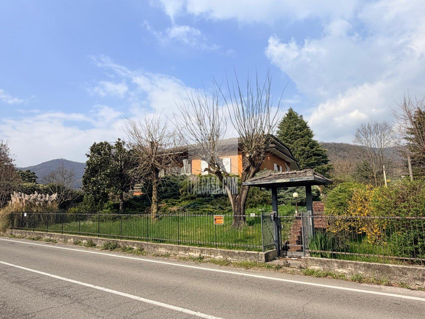 Villa Unifamiliare in vendita a Trescore Balneario
