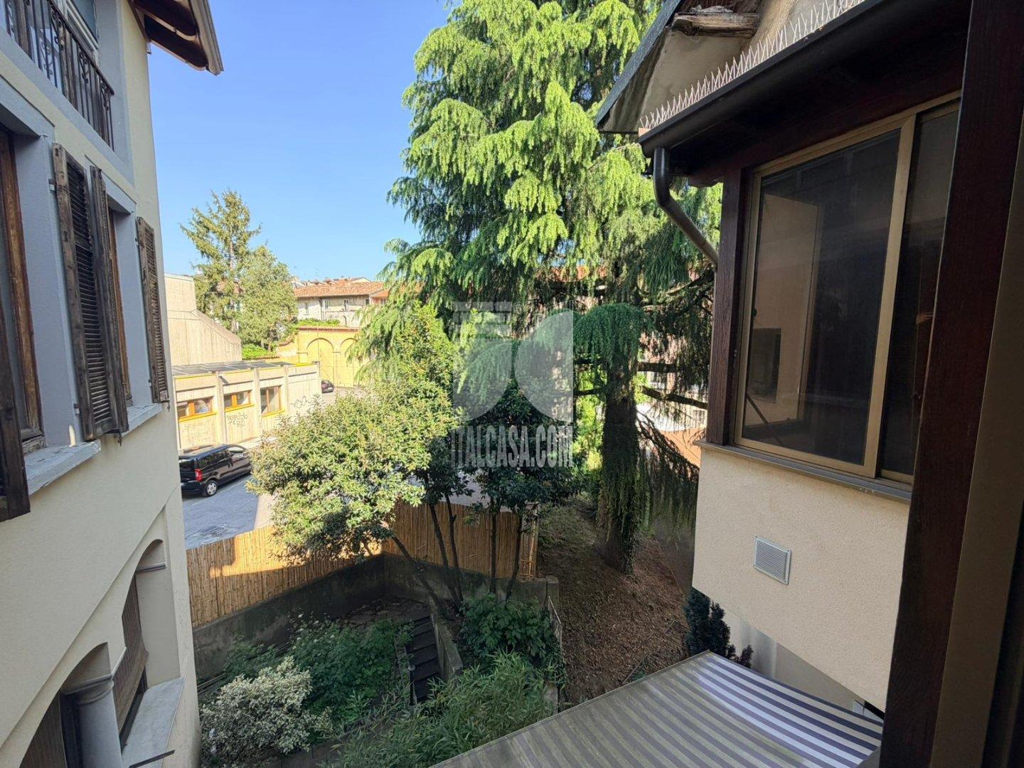 Appartamento in vendita a Alzano Lombardo