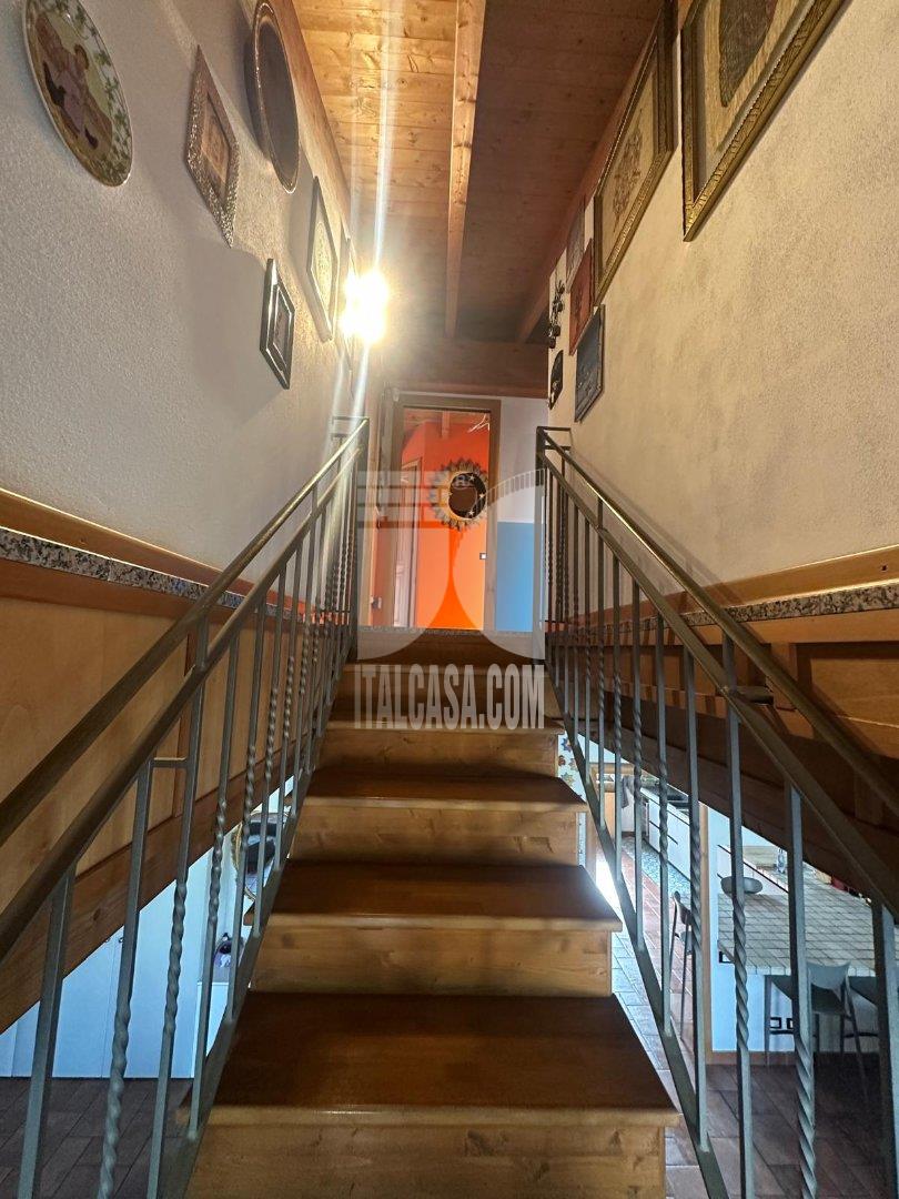 Appartamento in vendita a Villa di Serio