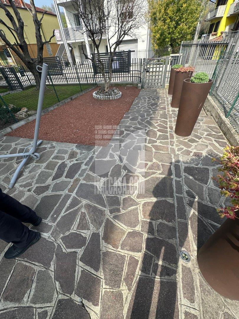 Appartamento in vendita a Villa di Serio