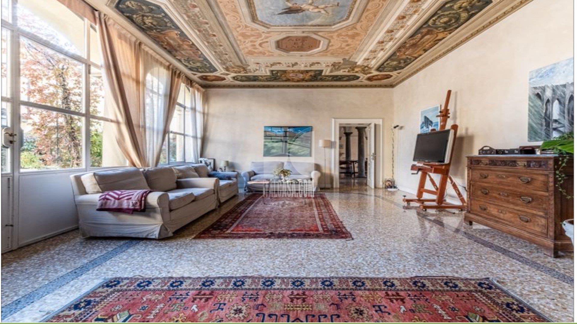 Villa Unifamiliare in vendita a Bergamo