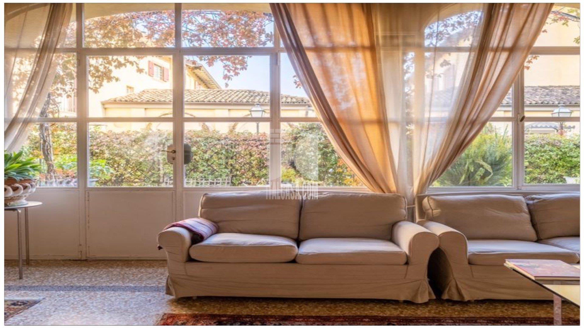 Villa Unifamiliare in vendita a Bergamo