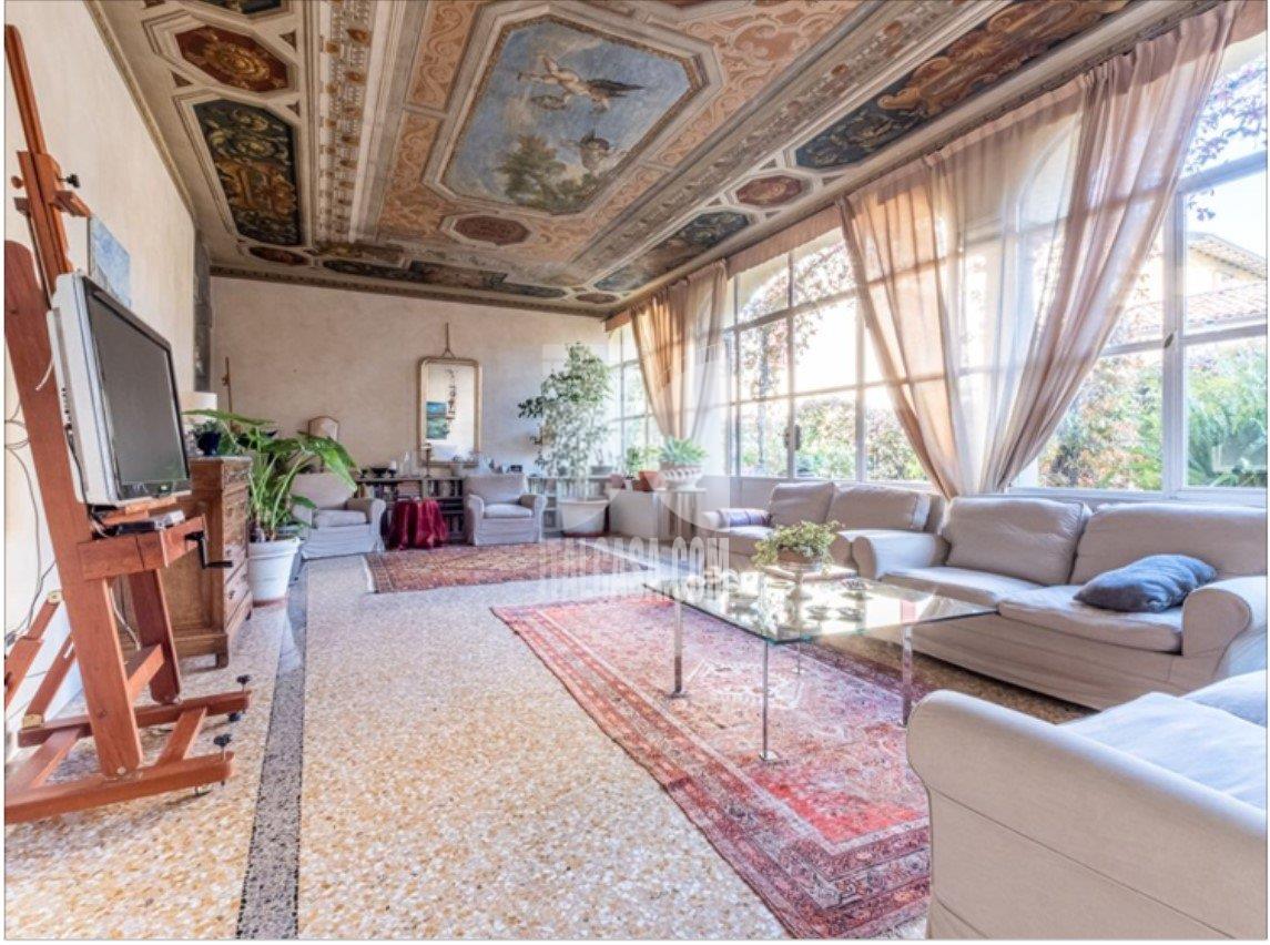 Villa Unifamiliare in vendita a Bergamo