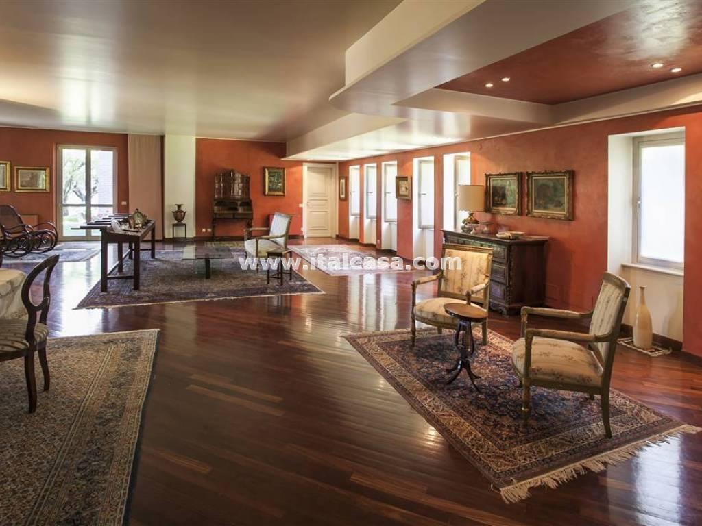 Villa Unifamiliare in vendita a Alzano Lombardo