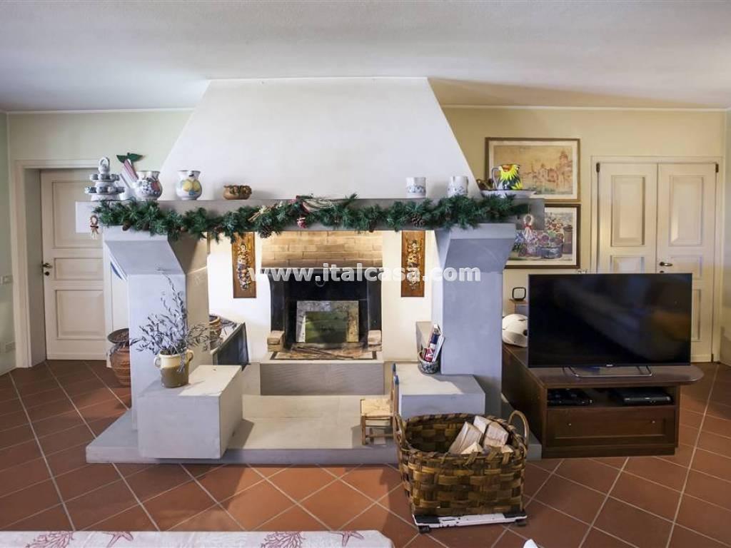 Villa Unifamiliare in vendita a Alzano Lombardo