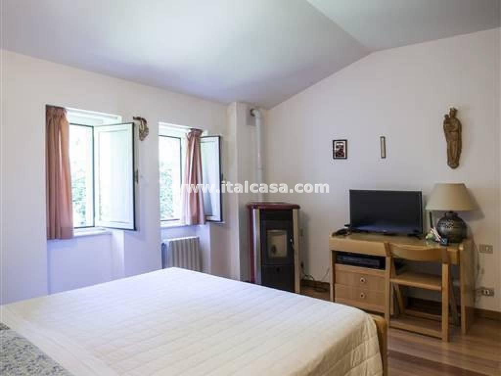 Villa Unifamiliare in vendita a Alzano Lombardo