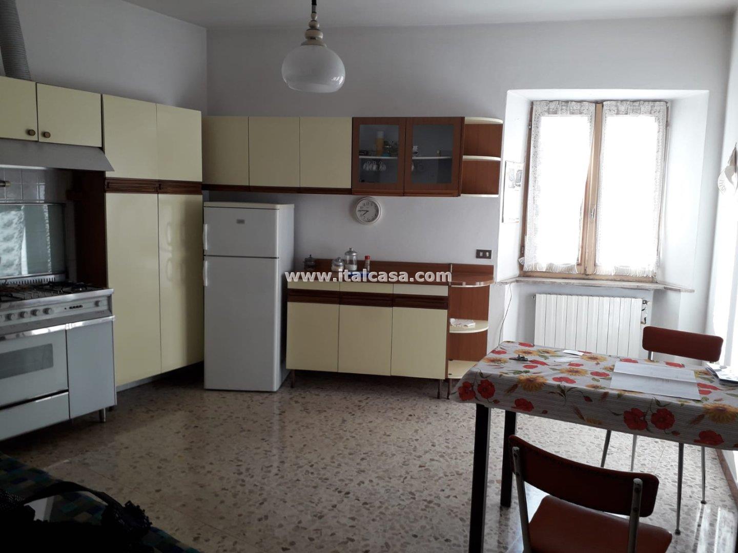 Appartamento in vendita a Alzano Lombardo