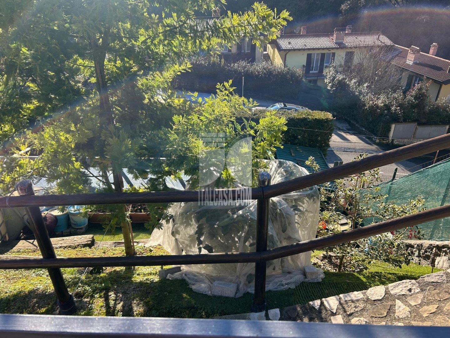 Appartamento in vendita a Entratico