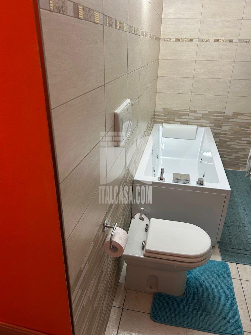 Appartamento in vendita a Entratico