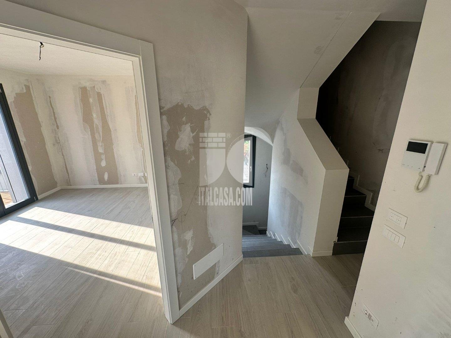Villa Bifamiliare in vendita a Sorisole