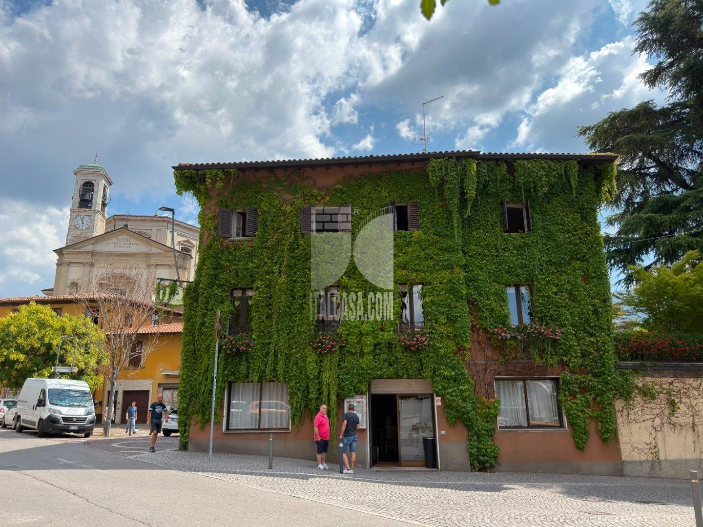 Appartamento in affitto a Nembro