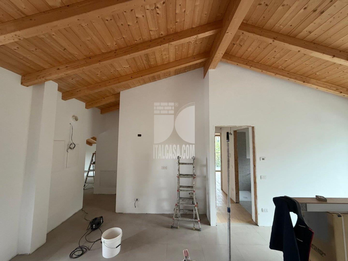 Appartamento in vendita a Albano Sant