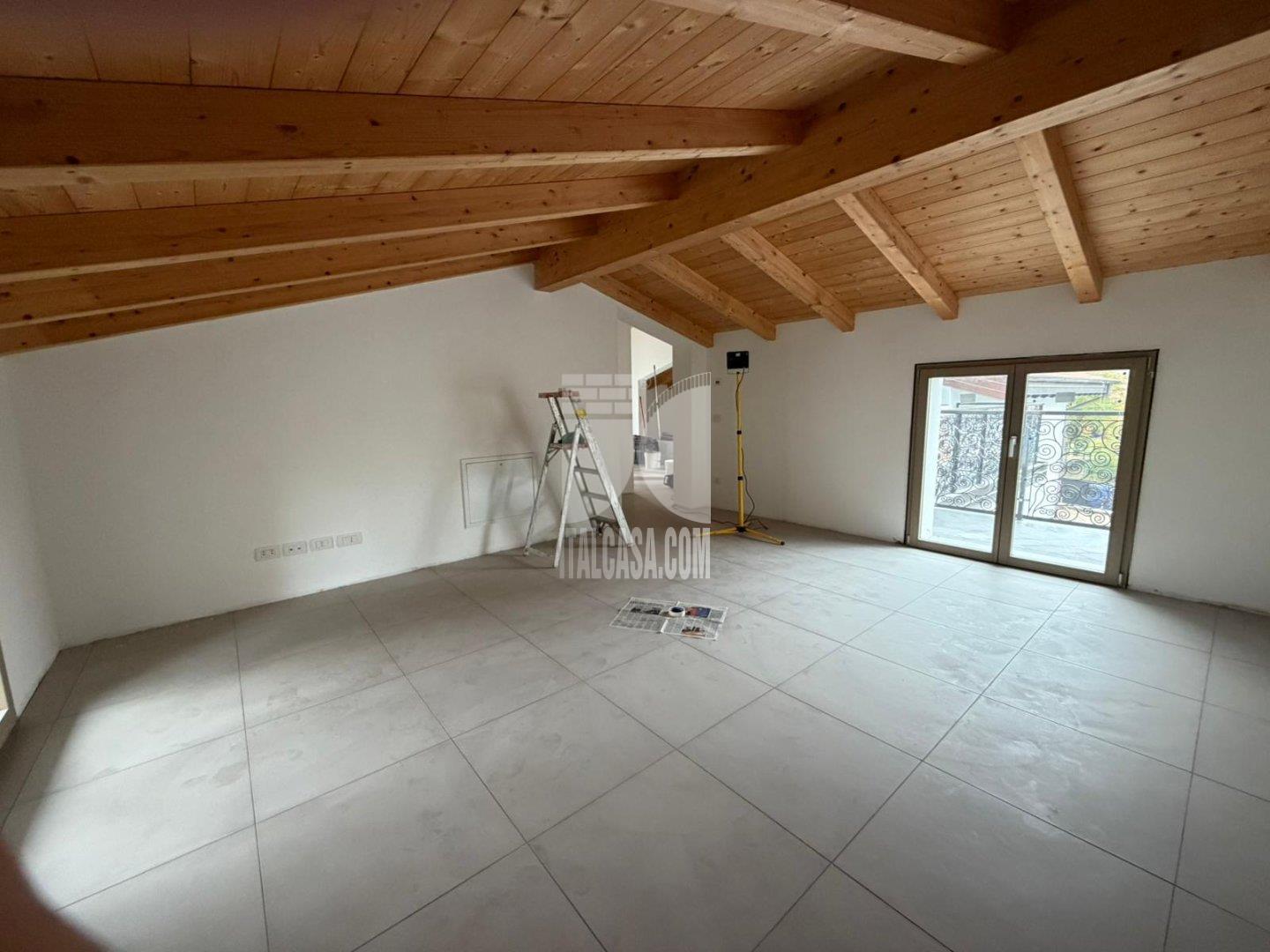 Appartamento in vendita a Albano Sant
