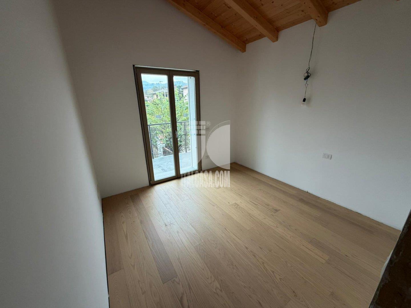 Appartamento in vendita a Albano Sant