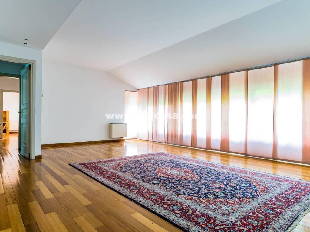 Villa Unifamiliare in vendita a Alzano Lombardo