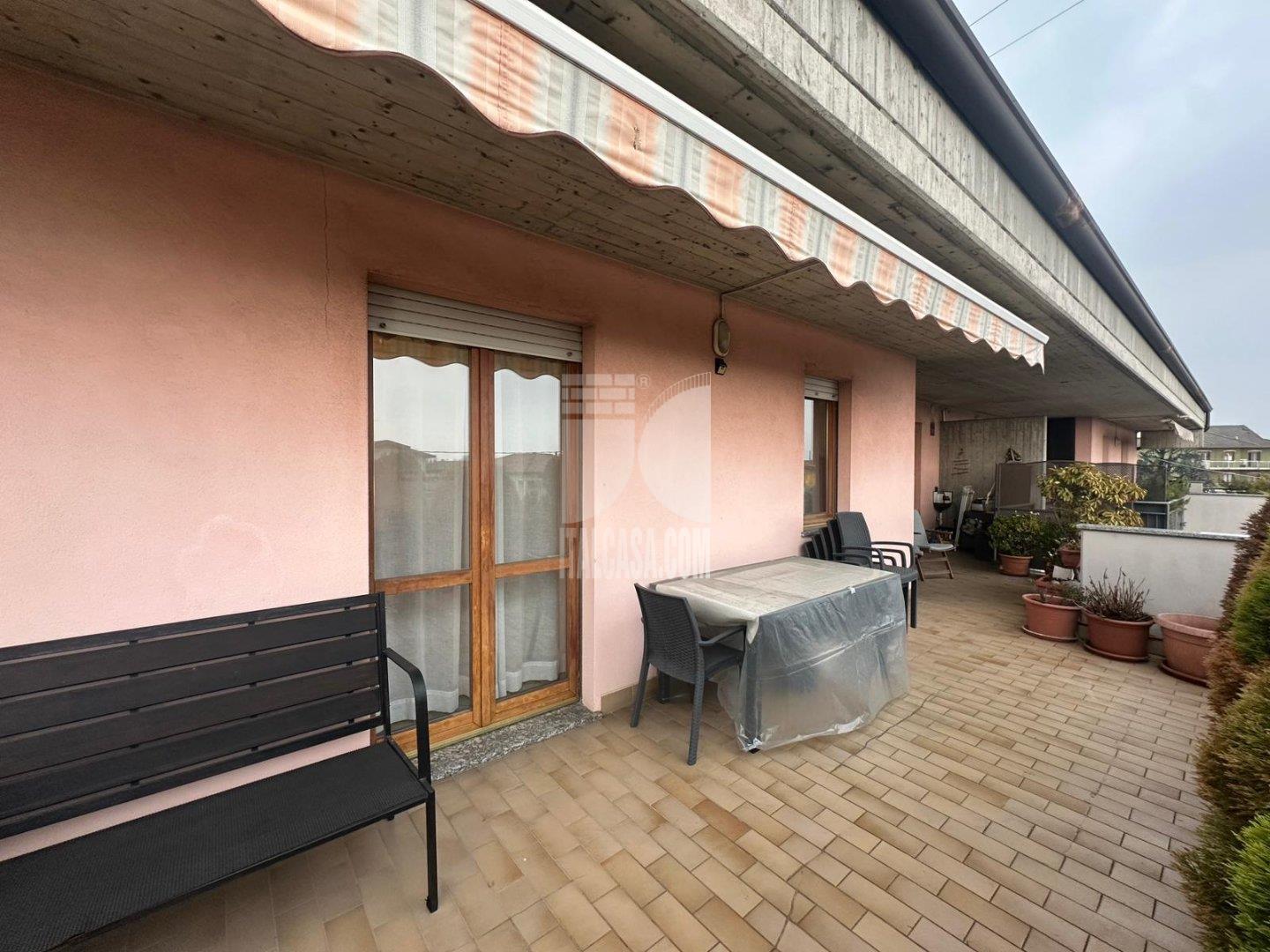 Appartamento in vendita a Scanzorosciate