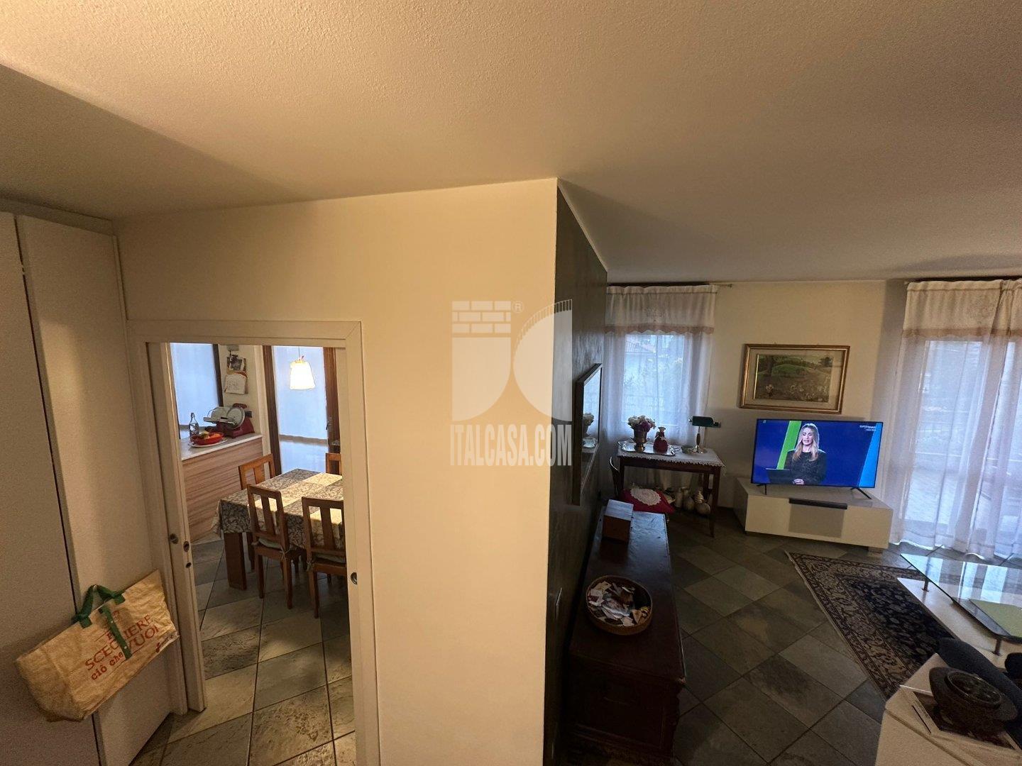 Appartamento in vendita a Scanzorosciate