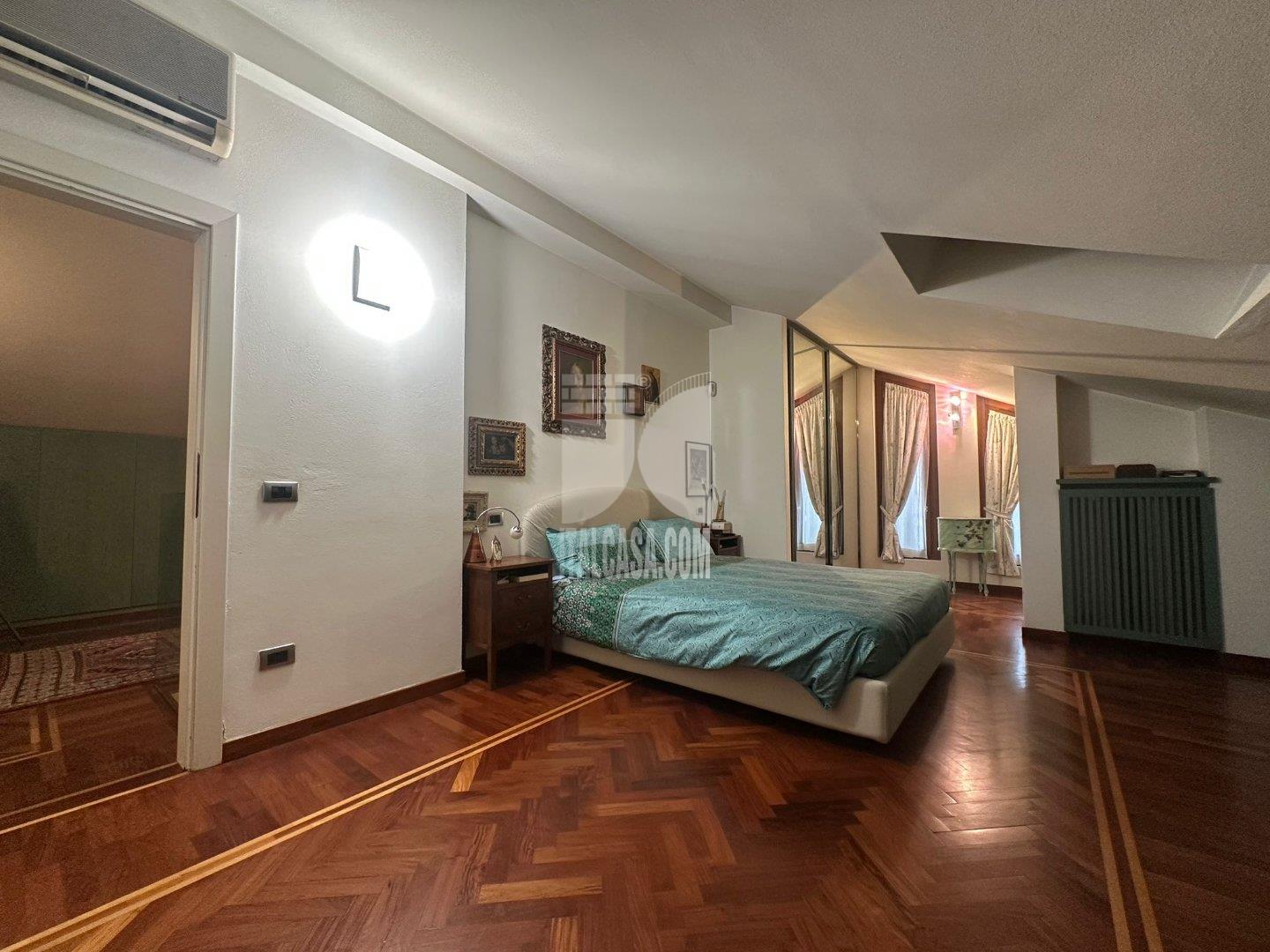 Appartamento in vendita a Scanzorosciate