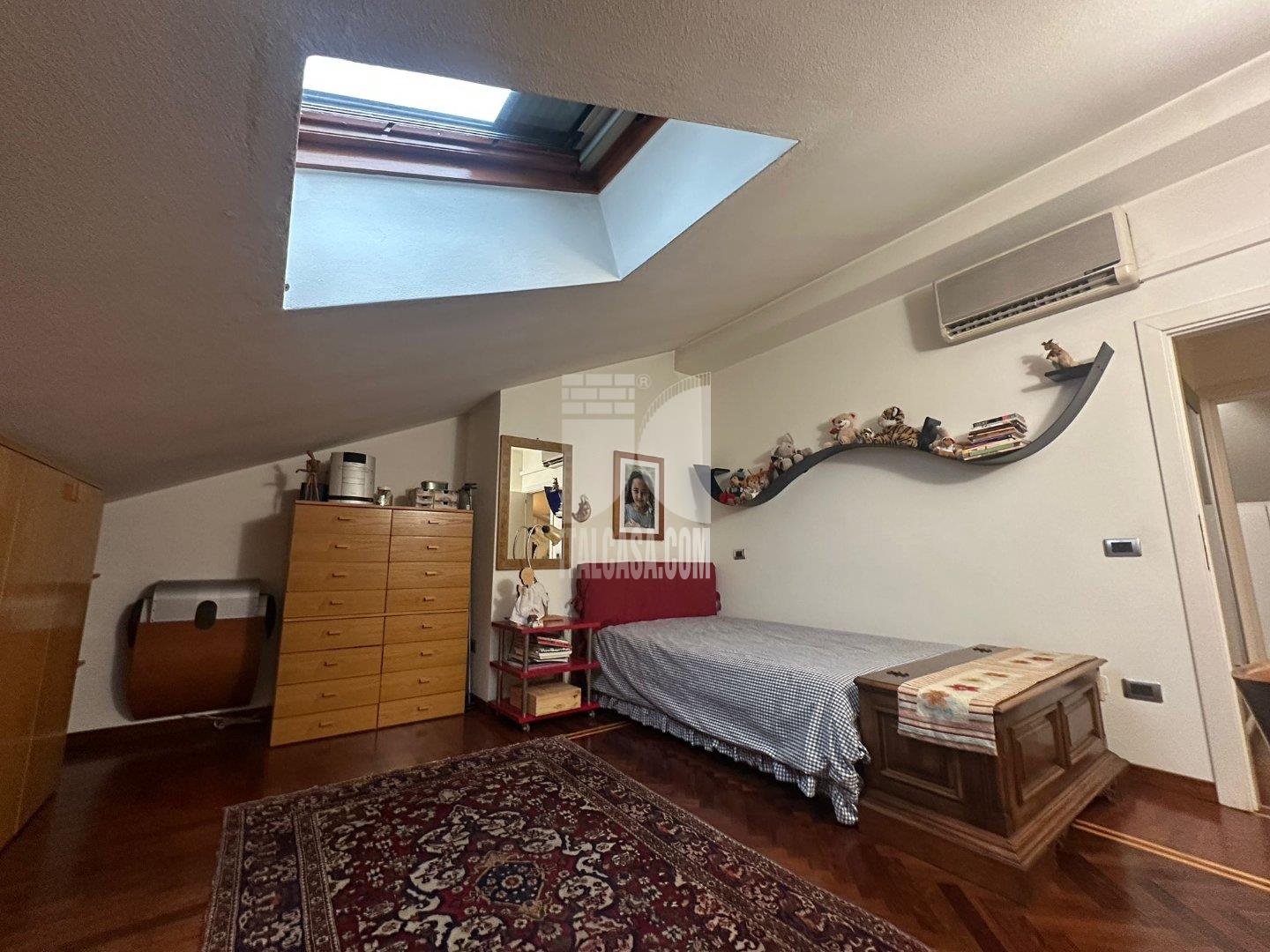 Appartamento in vendita a Scanzorosciate