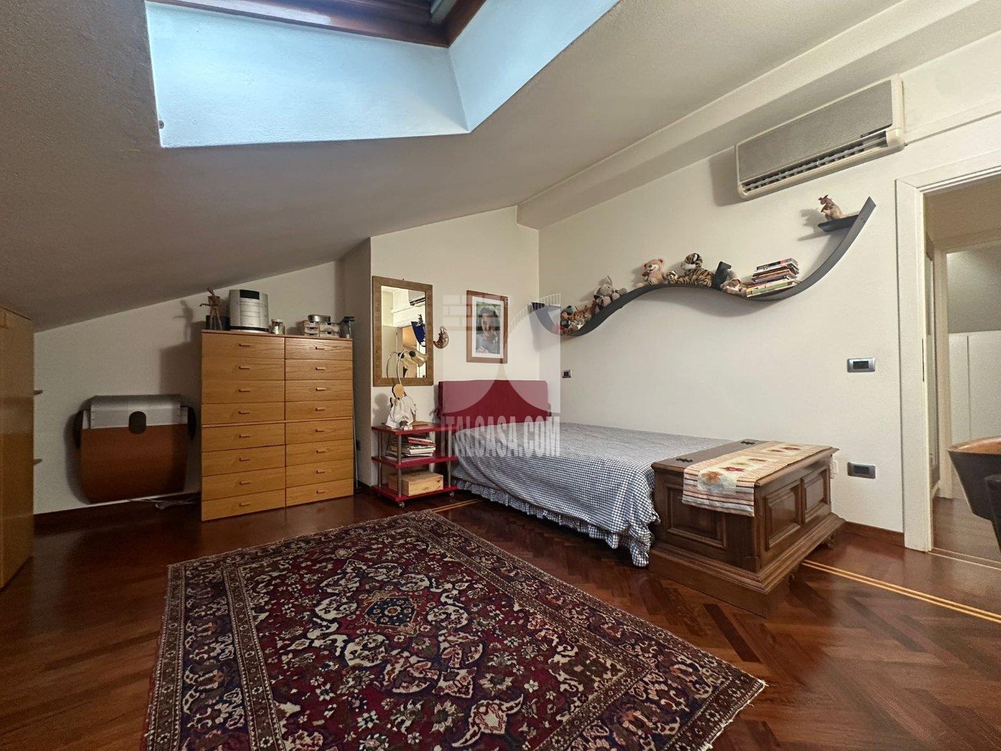 Appartamento in vendita a Scanzorosciate