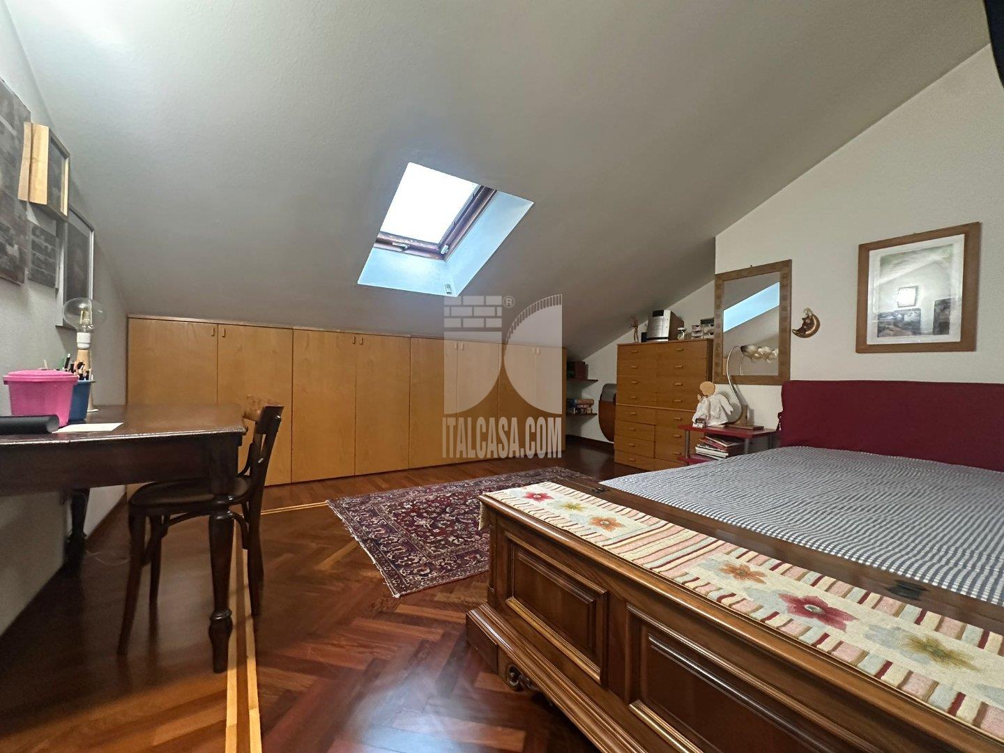 Appartamento in vendita a Scanzorosciate