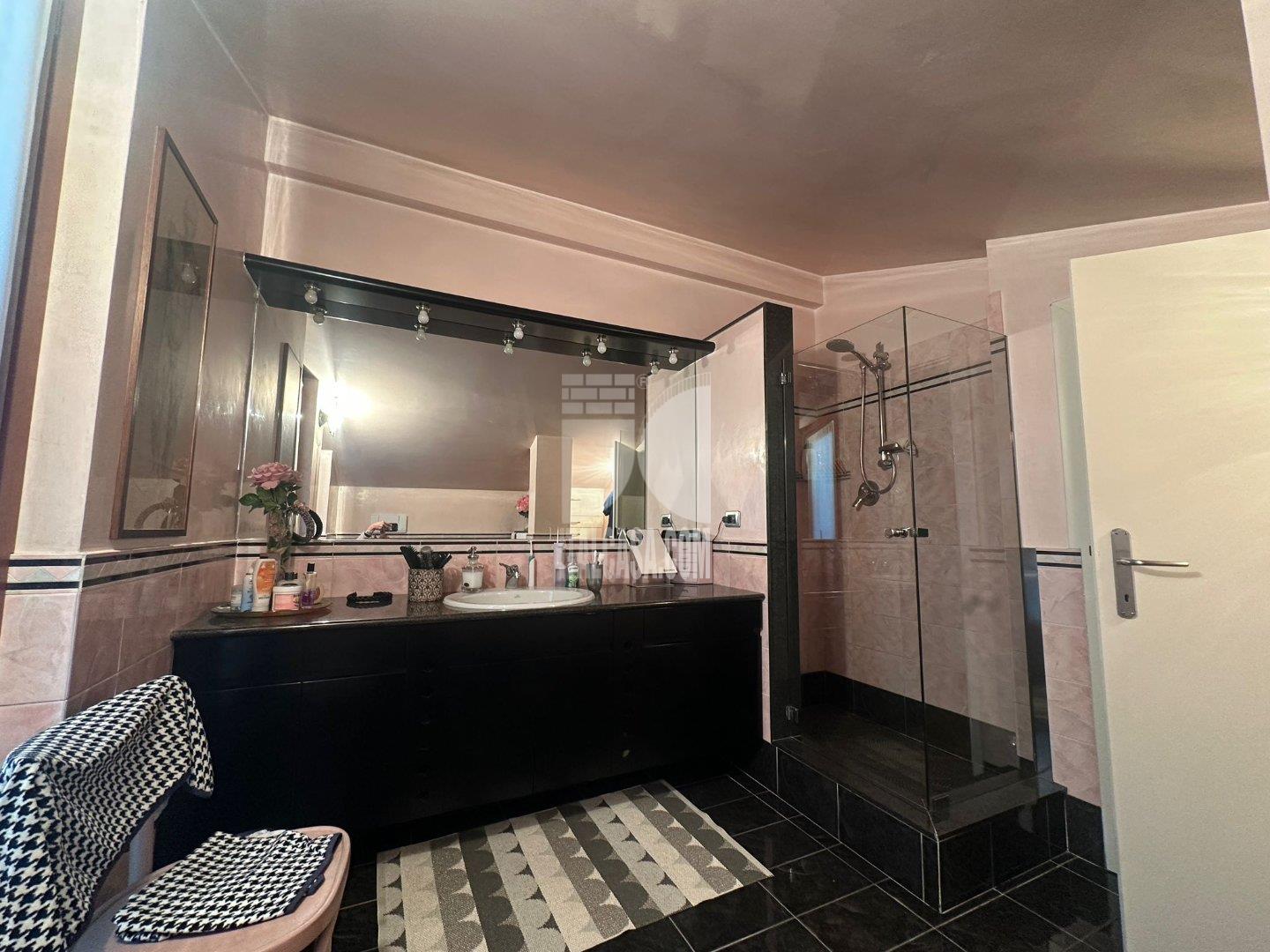 Appartamento in vendita a Scanzorosciate