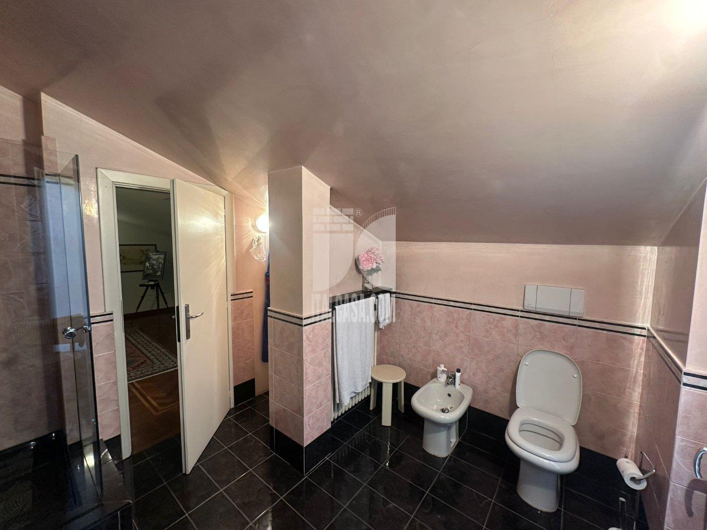 Appartamento in vendita a Scanzorosciate