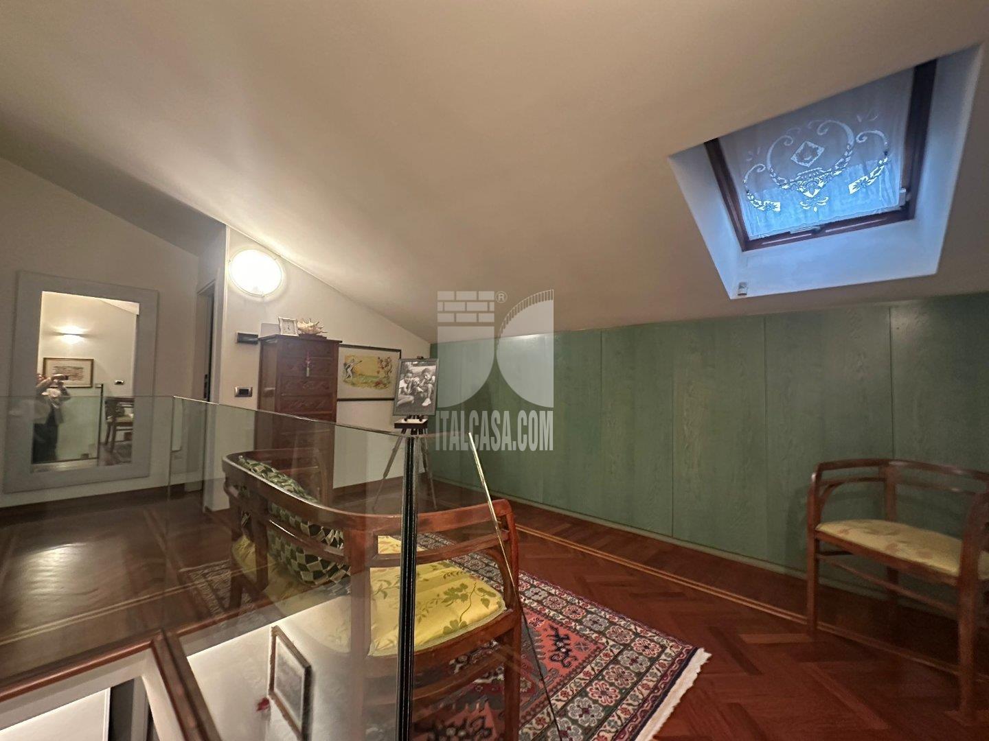 Appartamento in vendita a Scanzorosciate