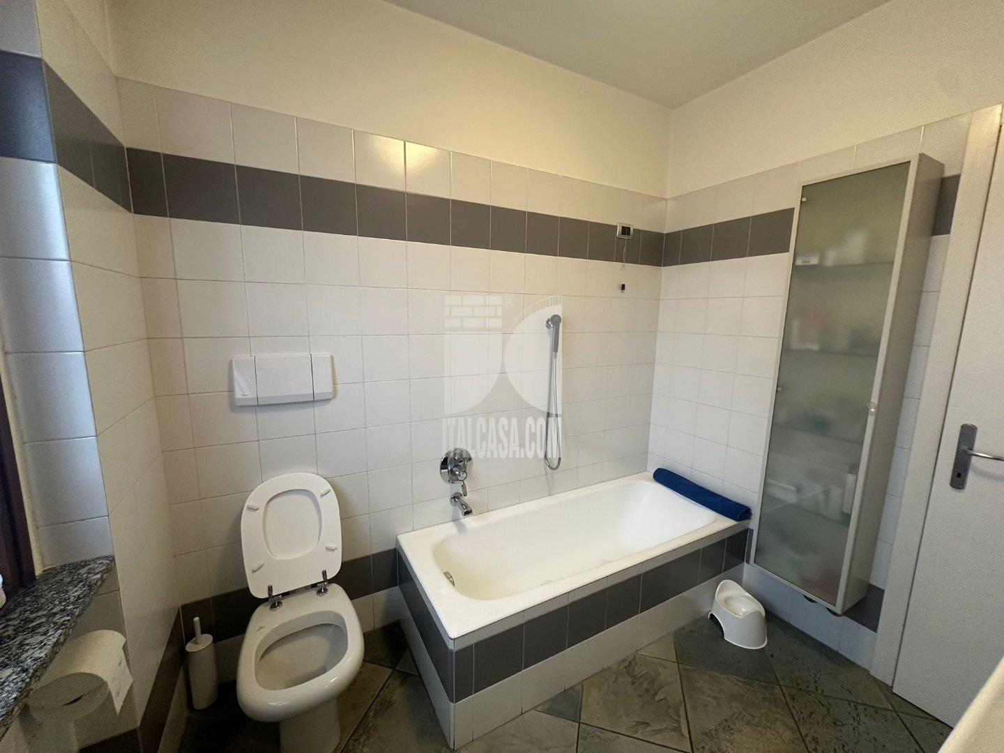 Appartamento in vendita a Scanzorosciate