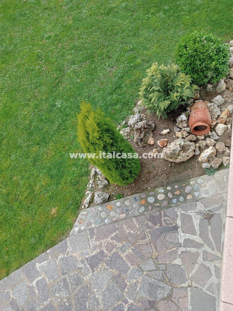 Villa Unifamiliare in vendita a Villa di Serio