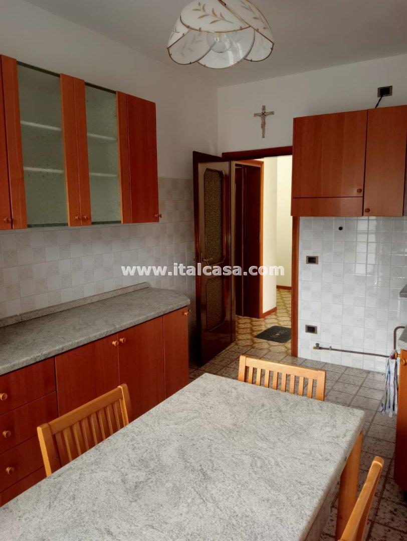Villa Unifamiliare in vendita a Villa di Serio