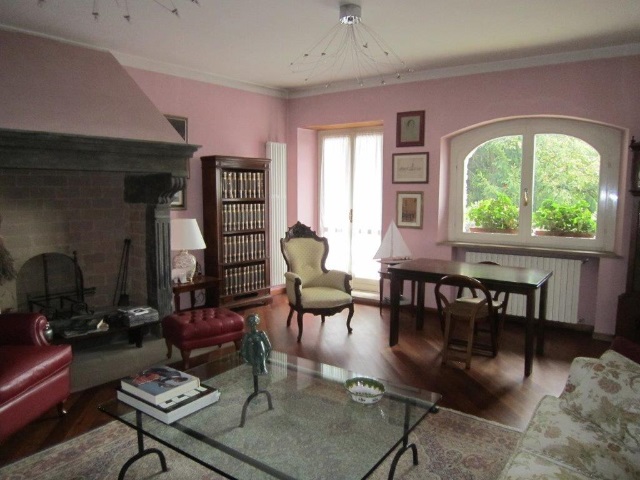 Cascina in vendita a Alzano Lombardo