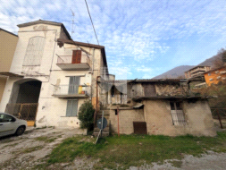 Appartamento in vendita a Alzano Lombardo