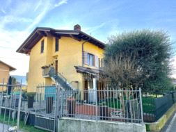 Appartamento in vendita a Villa di Serio