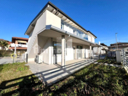 Appartamento in vendita a Albano Sant'Alessandro