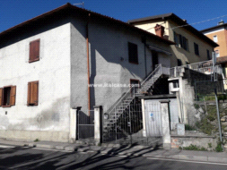 Appartamento in vendita a Alzano Lombardo