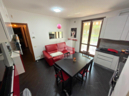 Appartamento in vendita a Cene