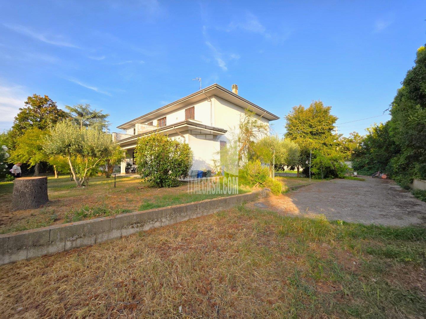 Villa Unifamiliare in vendita a San Benedetto Po