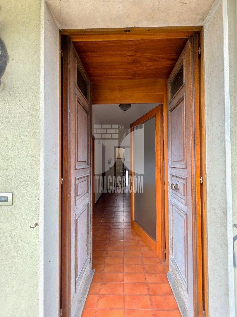 Villa Bifamiliare in vendita a Borgo Virgilio