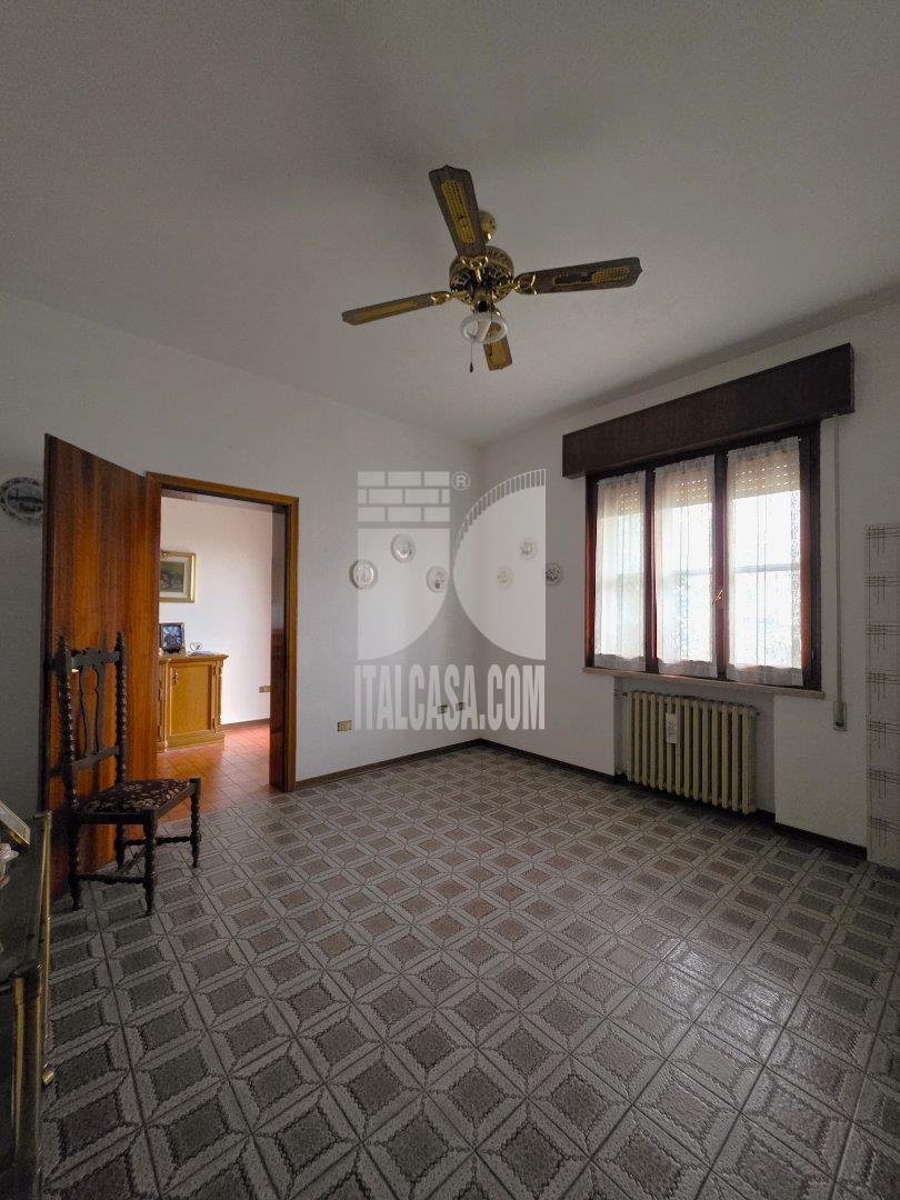 Villa Bifamiliare in vendita a Borgo Virgilio