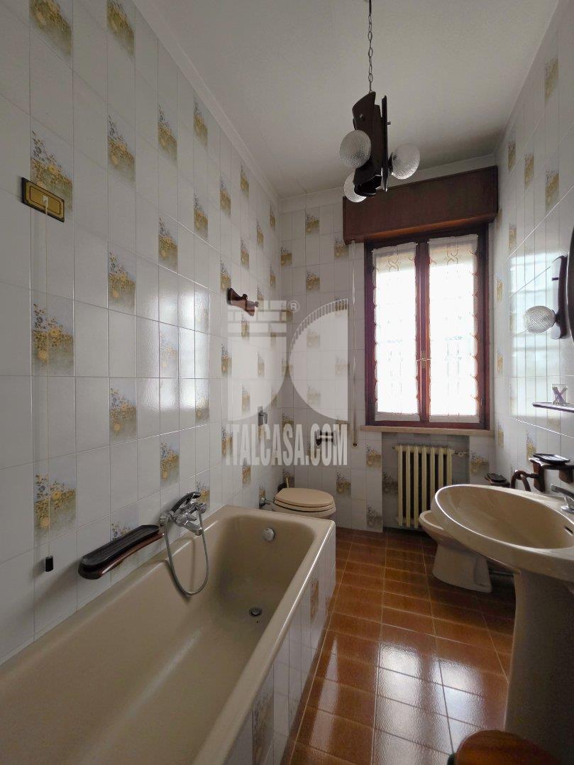 Villa Bifamiliare in vendita a Borgo Virgilio