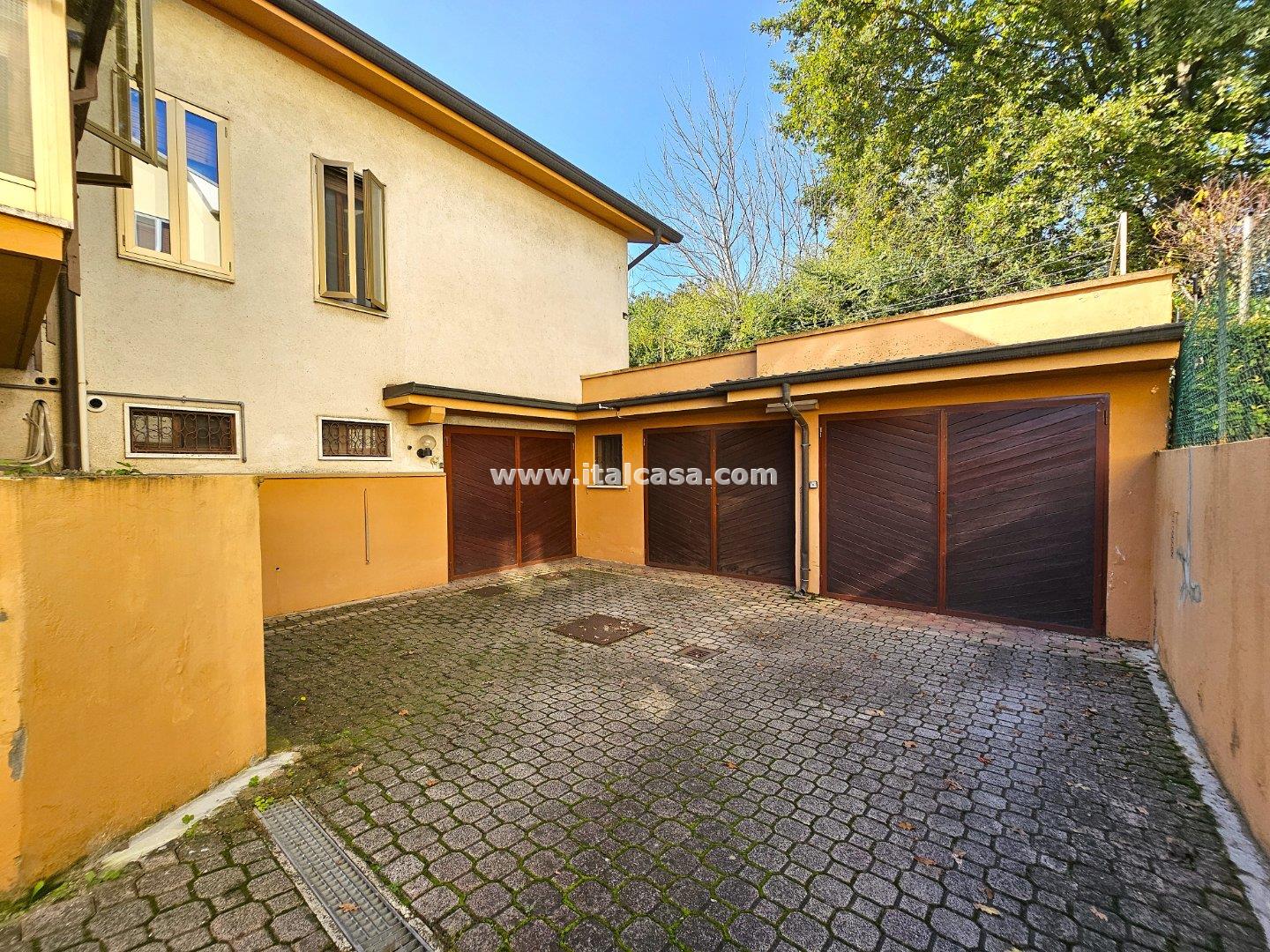 Villa Unifamiliare in vendita a Borgo Virgilio