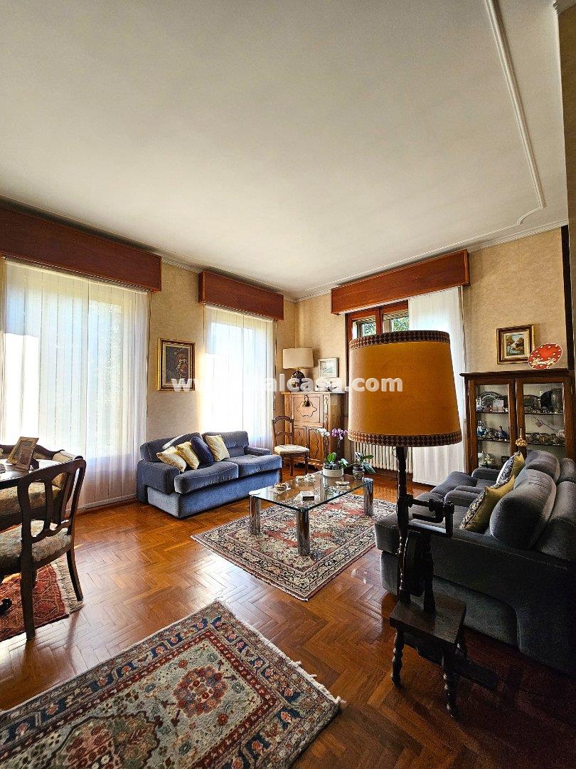Villa Unifamiliare in vendita a Borgo Virgilio