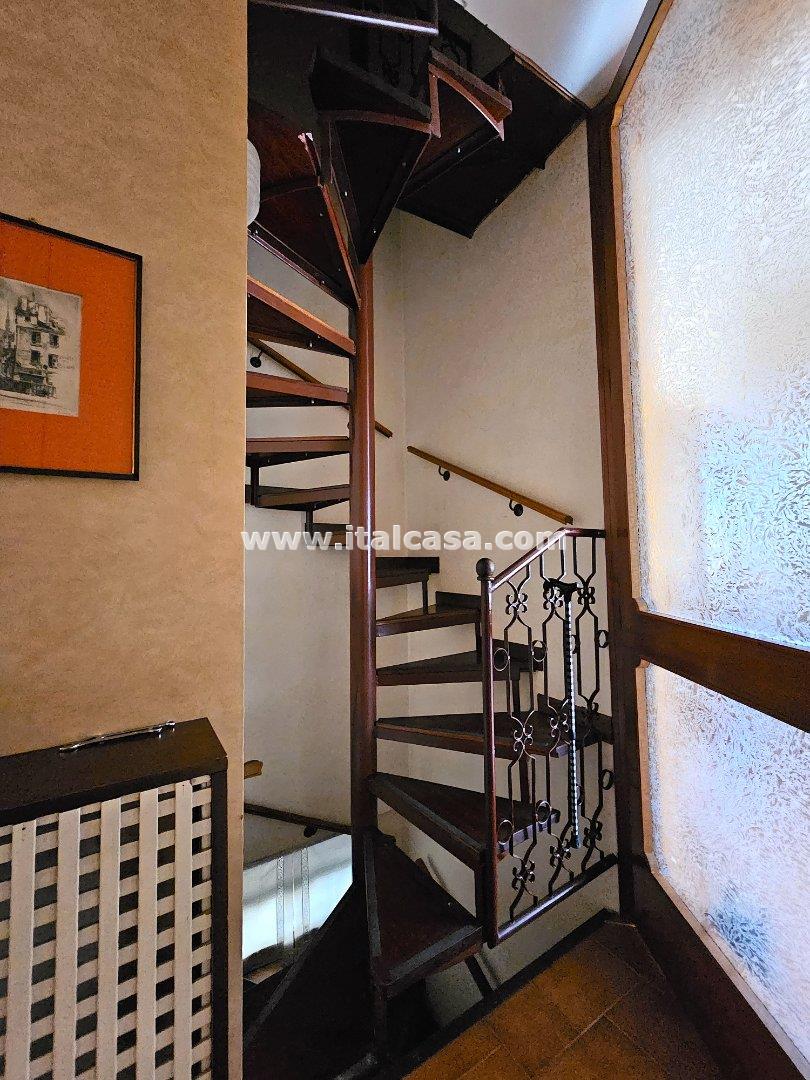 Villa Unifamiliare in vendita a Borgo Virgilio