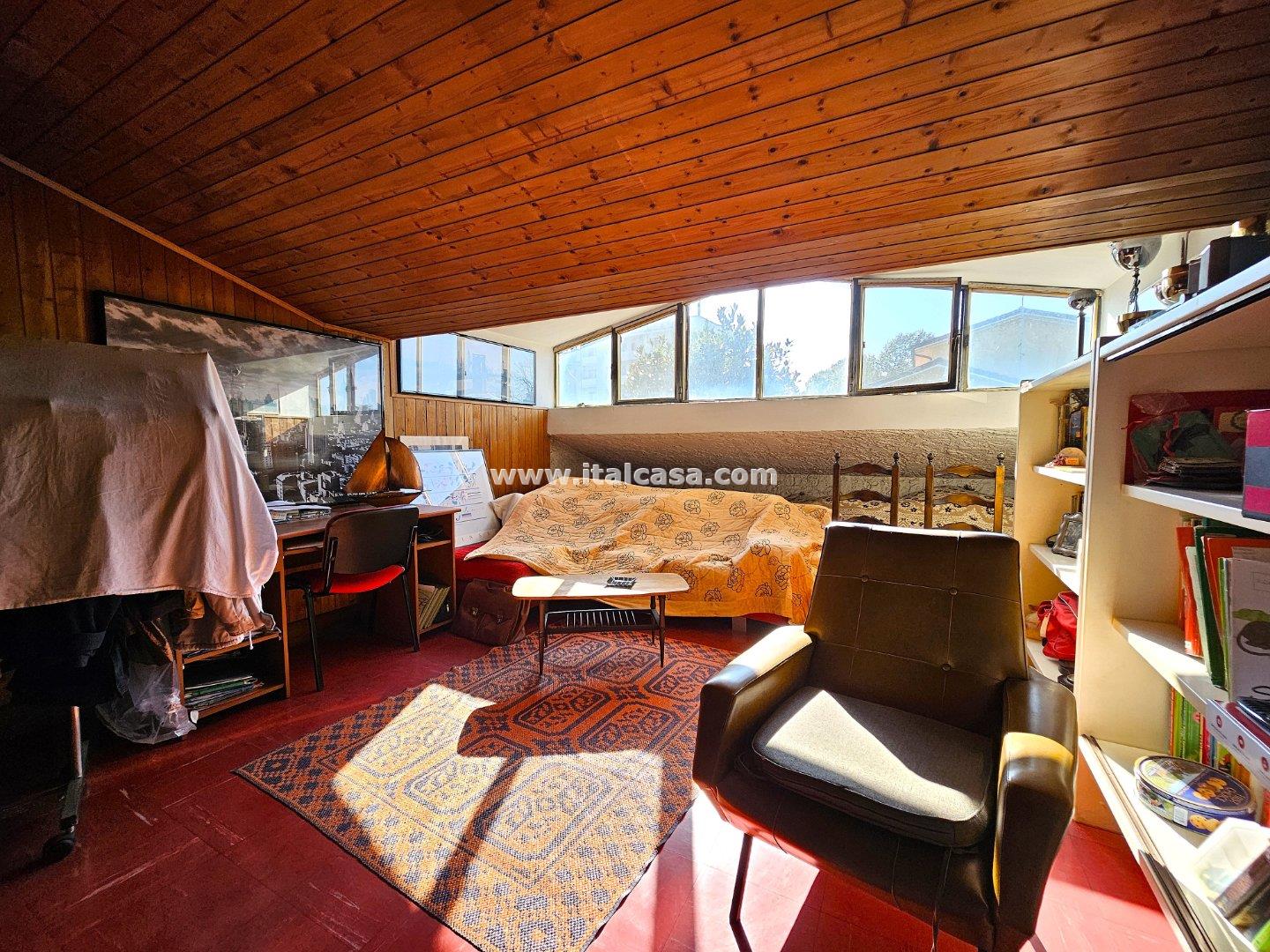 Villa Unifamiliare in vendita a Borgo Virgilio