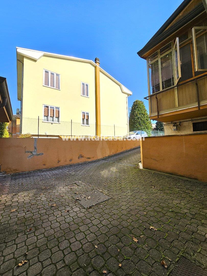 Villa Unifamiliare in vendita a Borgo Virgilio