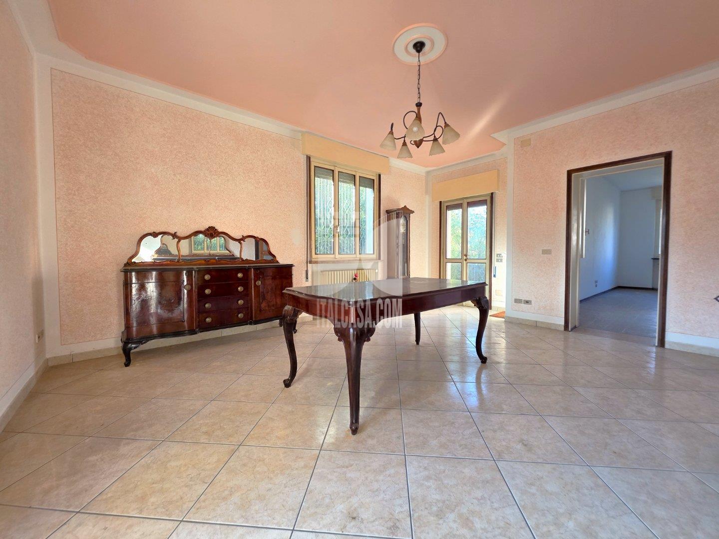 Villa Unifamiliare in vendita a Borgo Virgilio