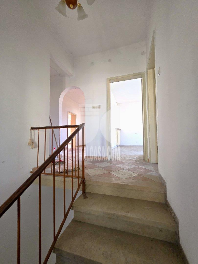 Villa Unifamiliare in vendita a Borgo Virgilio
