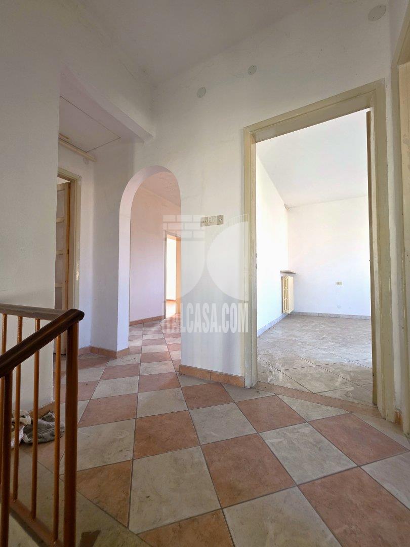 Villa Unifamiliare in vendita a Borgo Virgilio