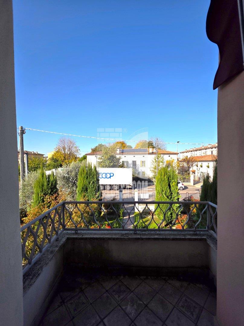 Villa Unifamiliare in vendita a Borgo Virgilio